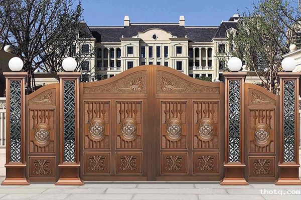 1559199797312868.jpg 1铜门.jpg