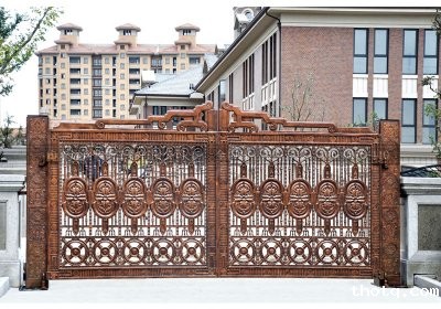 别墅铜门的材料选择与技术参数解析